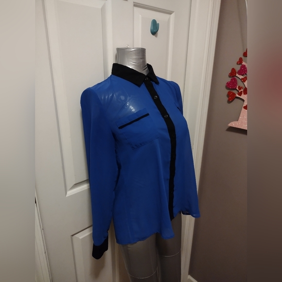 Mine Sheer Button Up Blouse Royal Blue & Black Size M NWOT - Picture 1 of 10